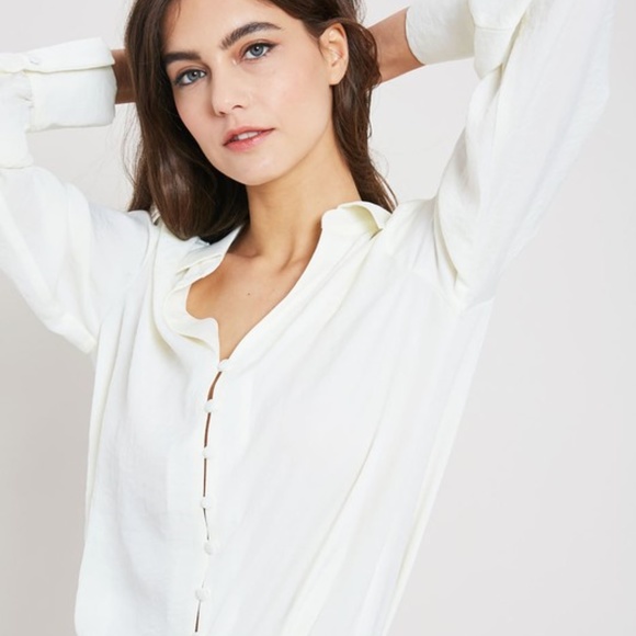 NWT WL Gorgeous ivory top - Picture 2 of 7